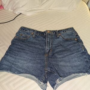 Classic High-Rise Dark Blue Denim Shorts In Size 4